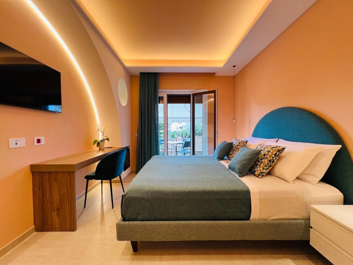 Yourhome - Lucrezia Suites Sorrent Exterior foto