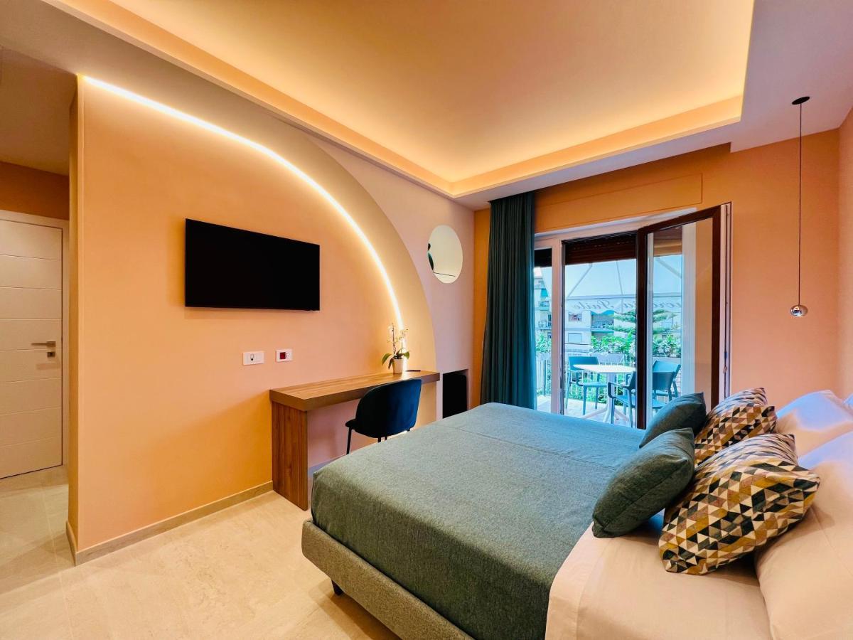Yourhome - Lucrezia Suites Sorrent Exterior foto